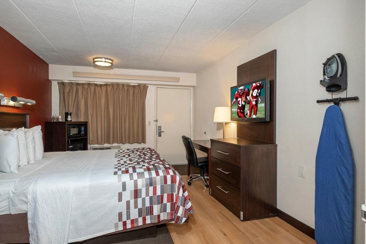 Red Roof Inn Меррилвилл Экстерьер фото